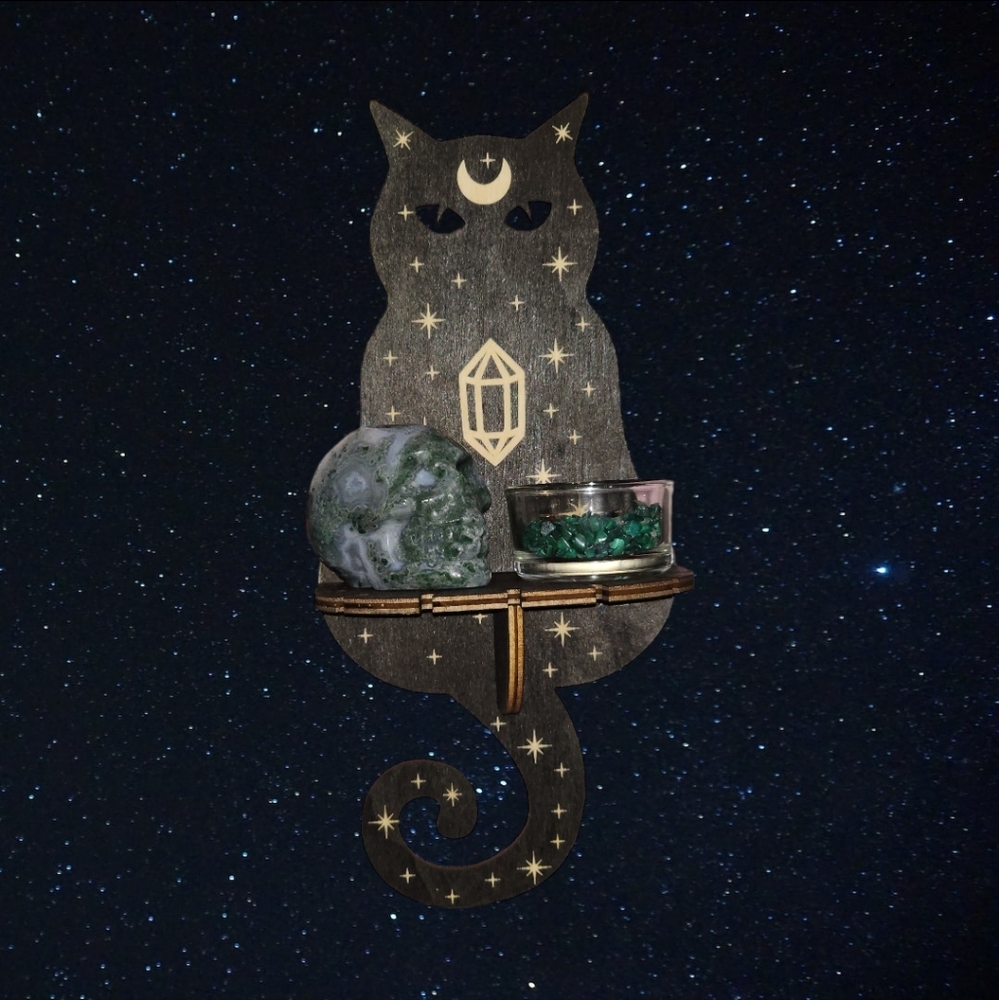Cat crystal shelf